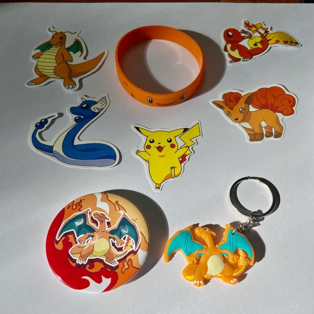 Lot of 8pc Pokemon Collectibles. (I)