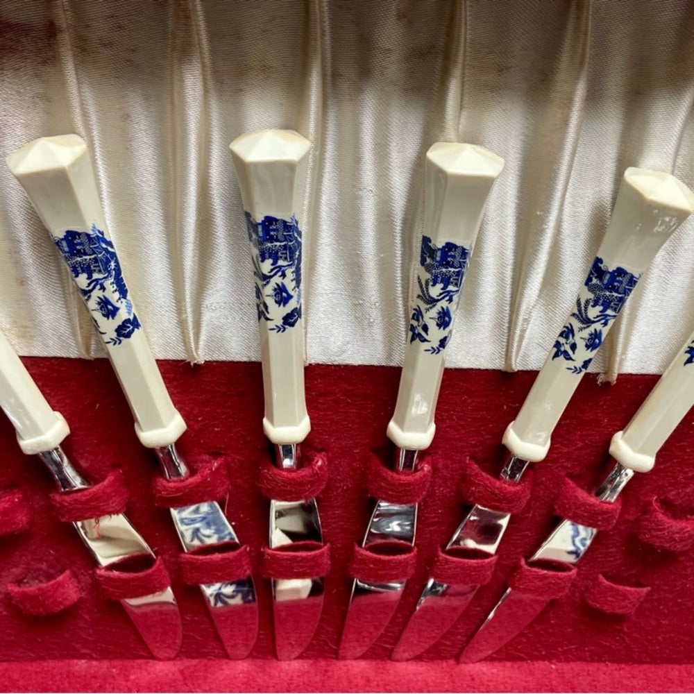 Vintage, Oxford Hall, Japan 36-pc Blue Willow Flatware, Service for 6 ((3T-1022)