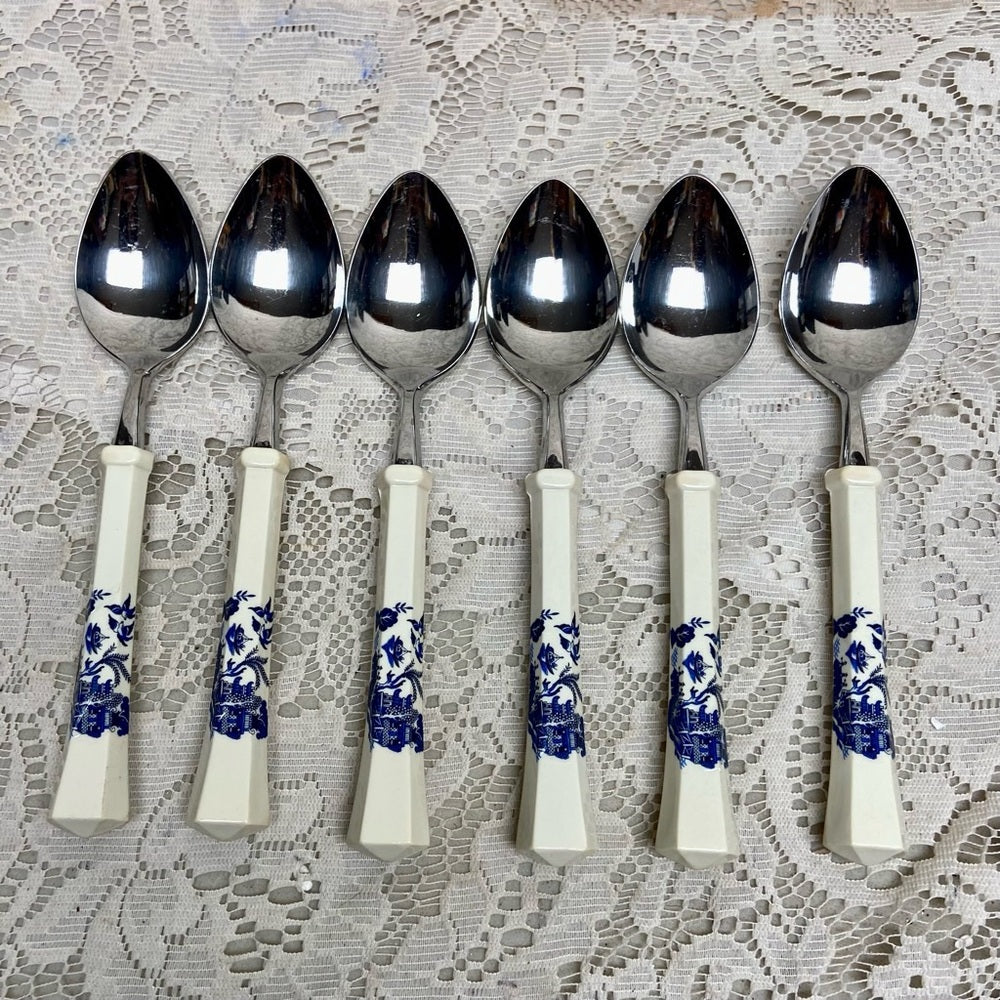 Vintage, Oxford Hall, Japan 36-pc Blue Willow Flatware, Service for 6 ((3T-1022)
