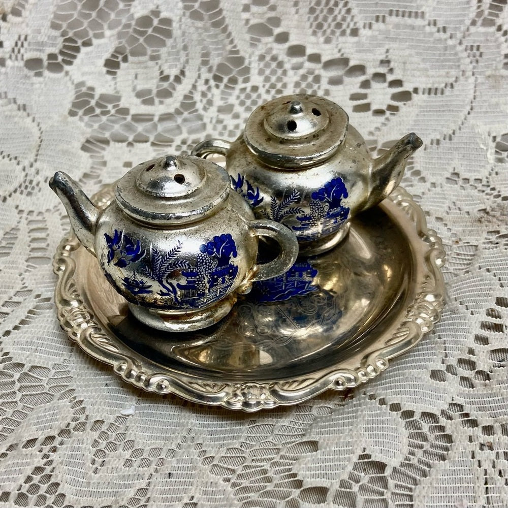 Vintage, Silver plated Figural Teapot, Blue Willow Salt and Pepper Shaker Set