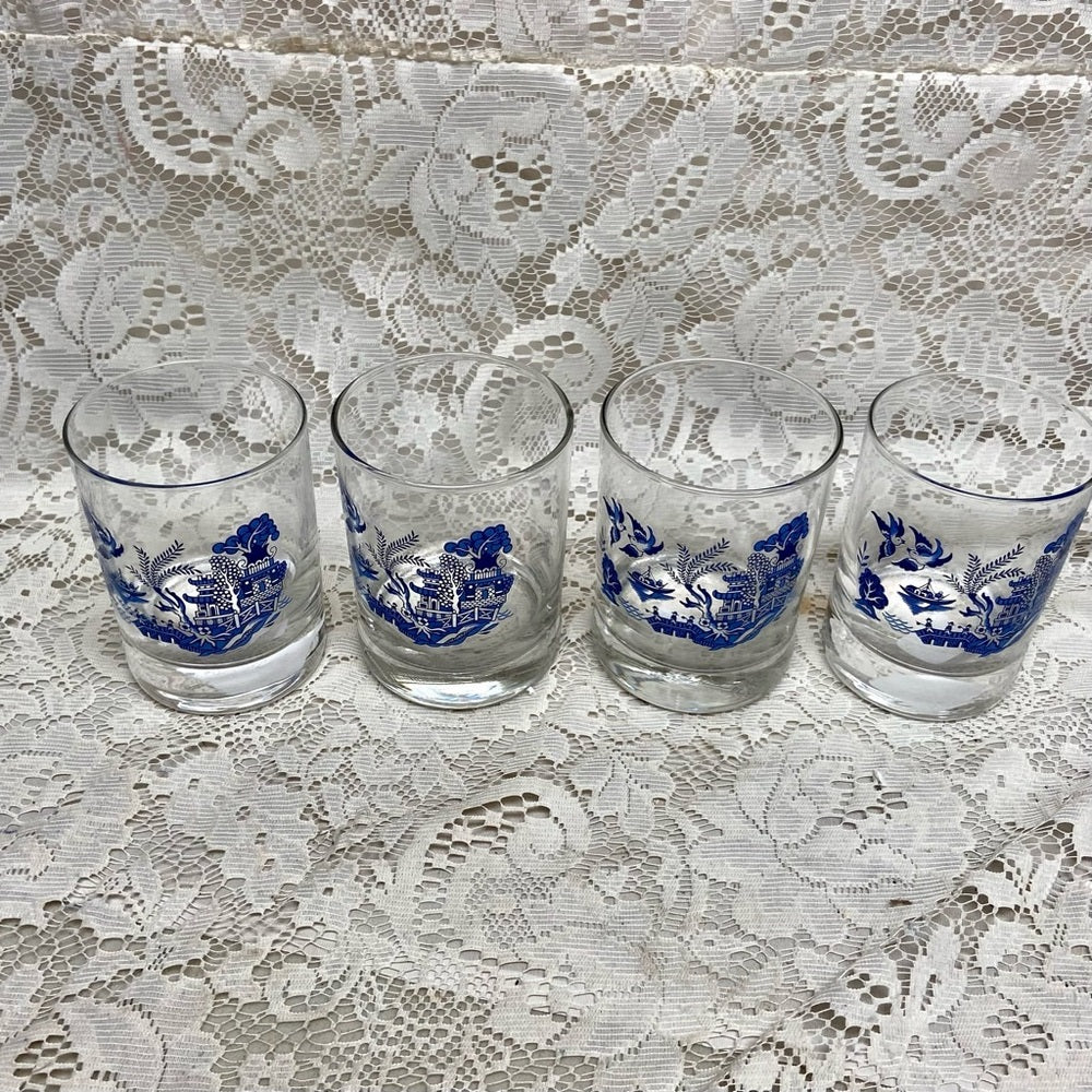 Vintage, Heavy  4pc Blue Willow Libbey Glass Tumblers