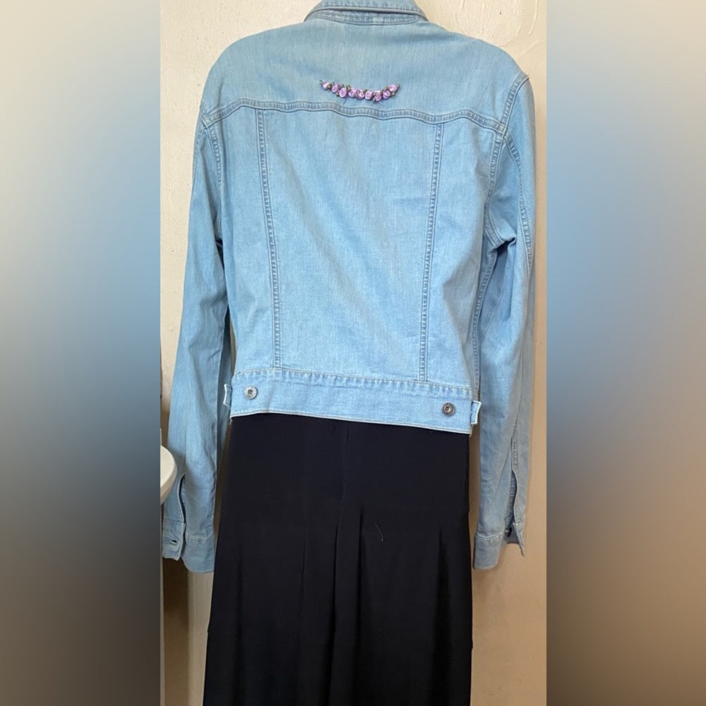 Gap Blue Jean Stretch Jacket. Size L
