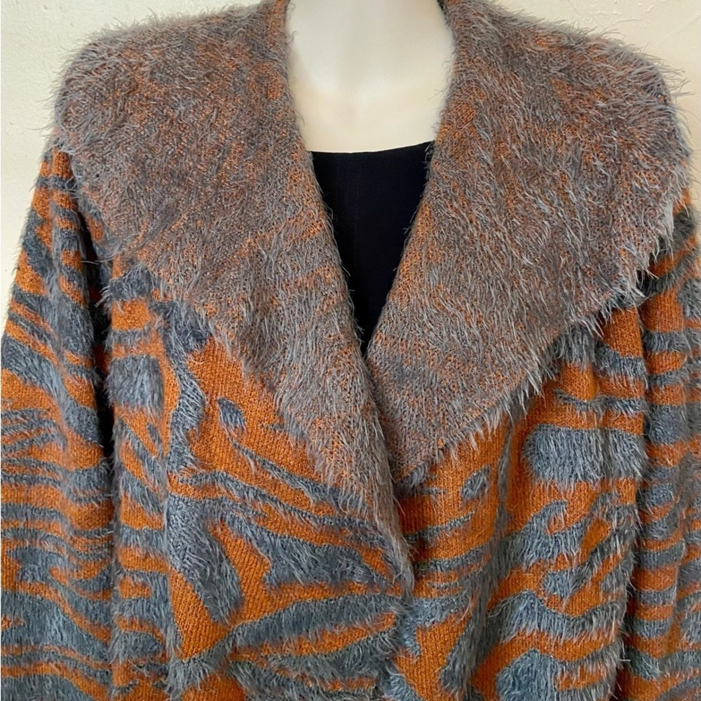 Black Rivet Wilson’s Leather Orange Gray Sweater Cardigan