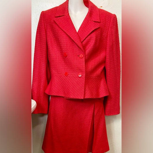 Liz Claiborne Red 2-pc Suit Outfit Set. (Size 12)