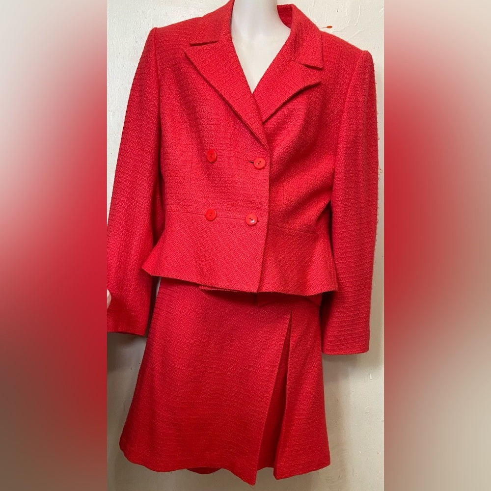 Liz Claiborne Red 2-pc Suit Outfit Set. (Size 12)