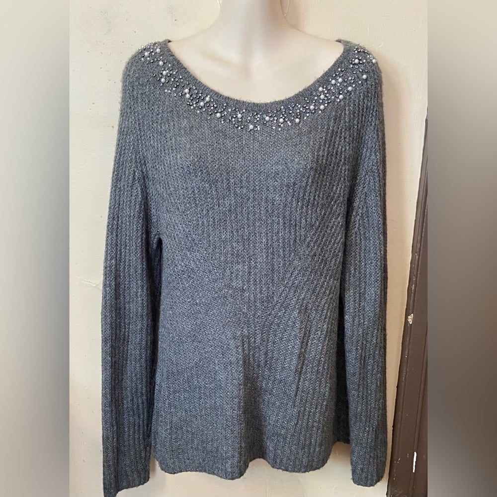Ann Taylor, Elegant Gray Pullover Sweater with Rhinestones. (L)
