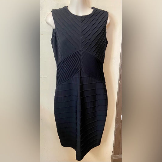 Calvin Klein, Elegant and Stylish Black Dress Size 6