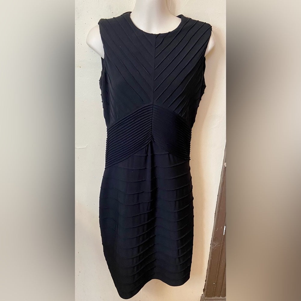 Calvin Klein, Elegant and Stylish Black Dress Size 6