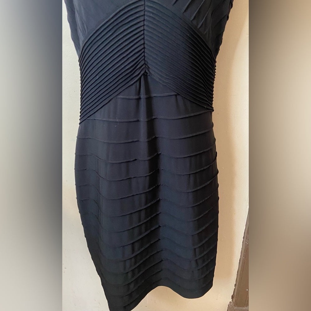 Calvin Klein, Elegant and Stylish Black Dress Size 6