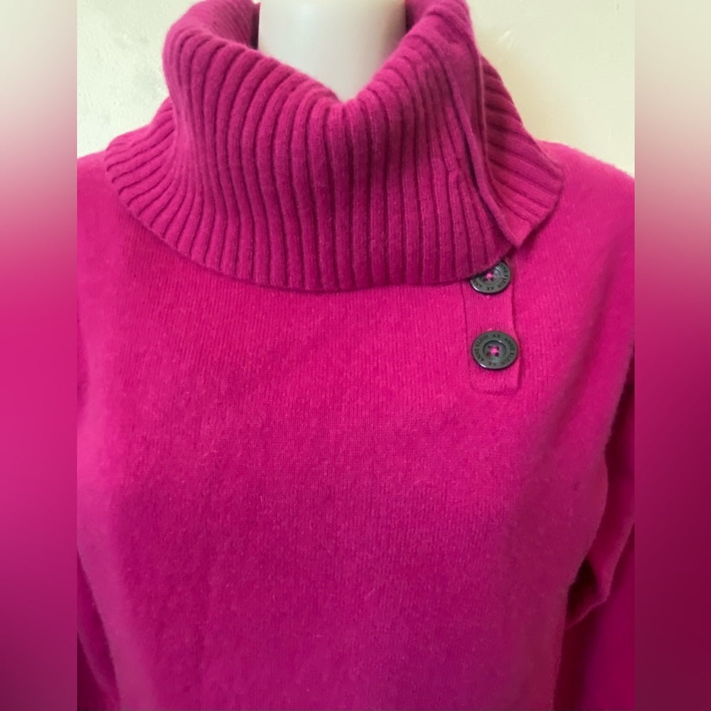 Anne Klein, Fuchsia Buttoned Collar Pull Over Sweater. (SP)