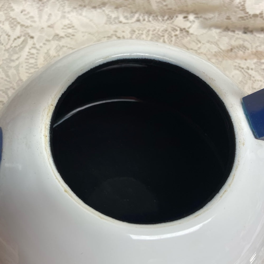 Vintage, Heritage Mint,  Blue Willow Enamelware Tea Kettle 9n W x 7.5in H