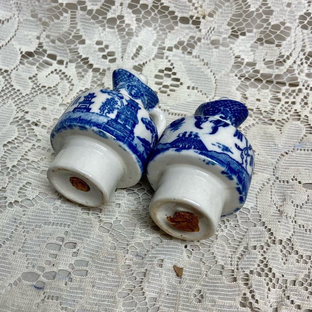 Vintage, Rare 11-pc Blue Willow Condiment Set.