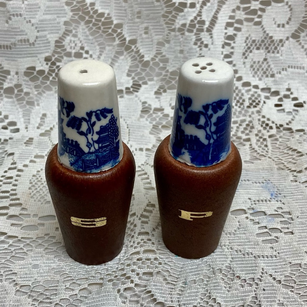 Vintage, Rare 11-pc Blue Willow Condiment Set