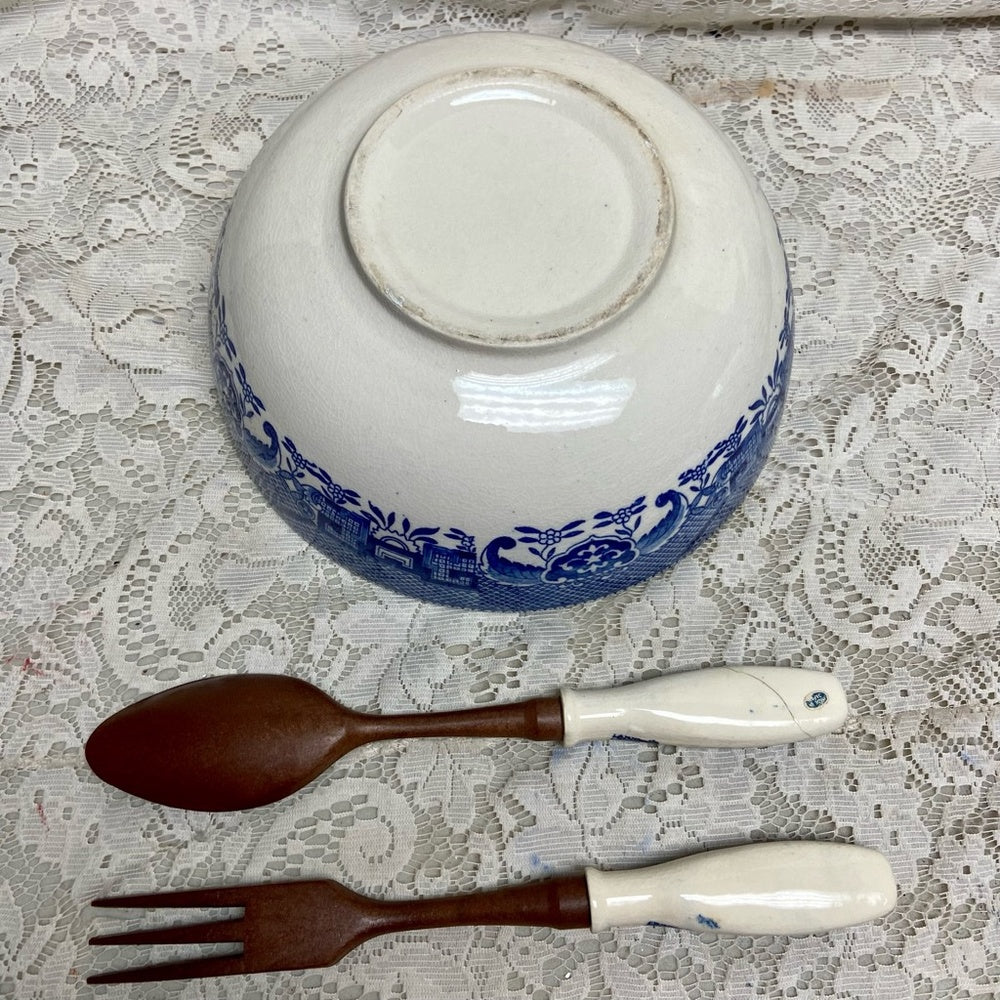 Vintage, 3pc Round Blue WillowSalad -Pasta Bowl w/ Spoon an Fork