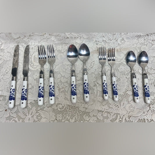 Vintage, Carnival, Thailand, Good Quality 10-pc Blue Willow Flatware, Svc for 2