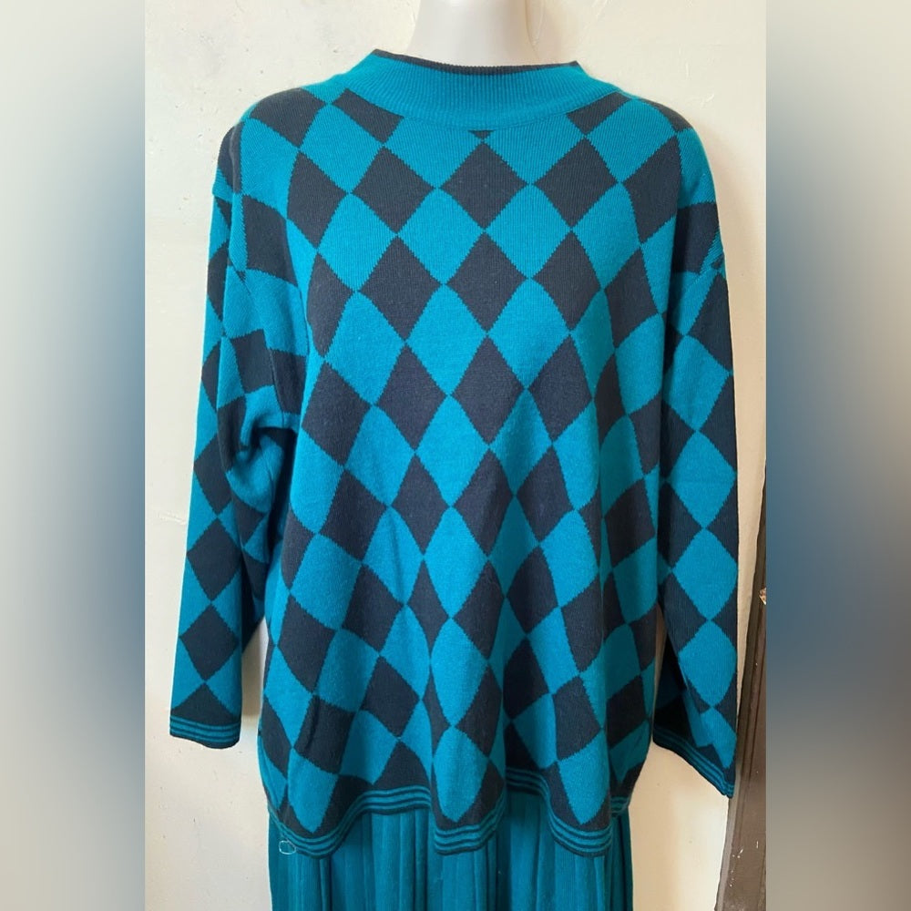 Vintage, Adolfo Collectibles 2-pc Teal Sweater Blouse and Skirt  Size M-L