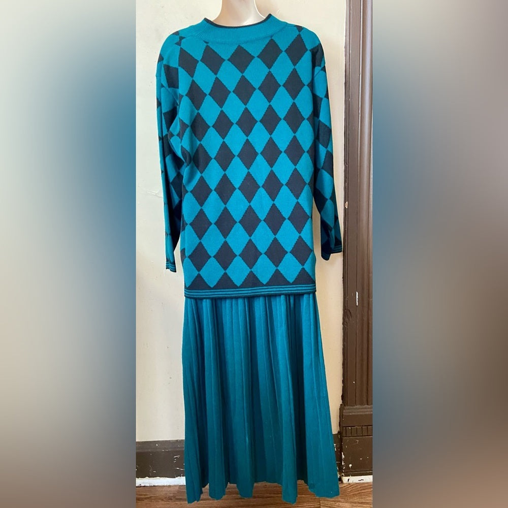 Vintage, Adolfo Collectibles 2-pc Teal Sweater Blouse and Skirt  Size M-L