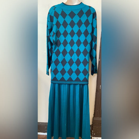 Vintage, Adolfo Collectibles 2-pc Teal Sweater Blouse and Skirt  Size M-L