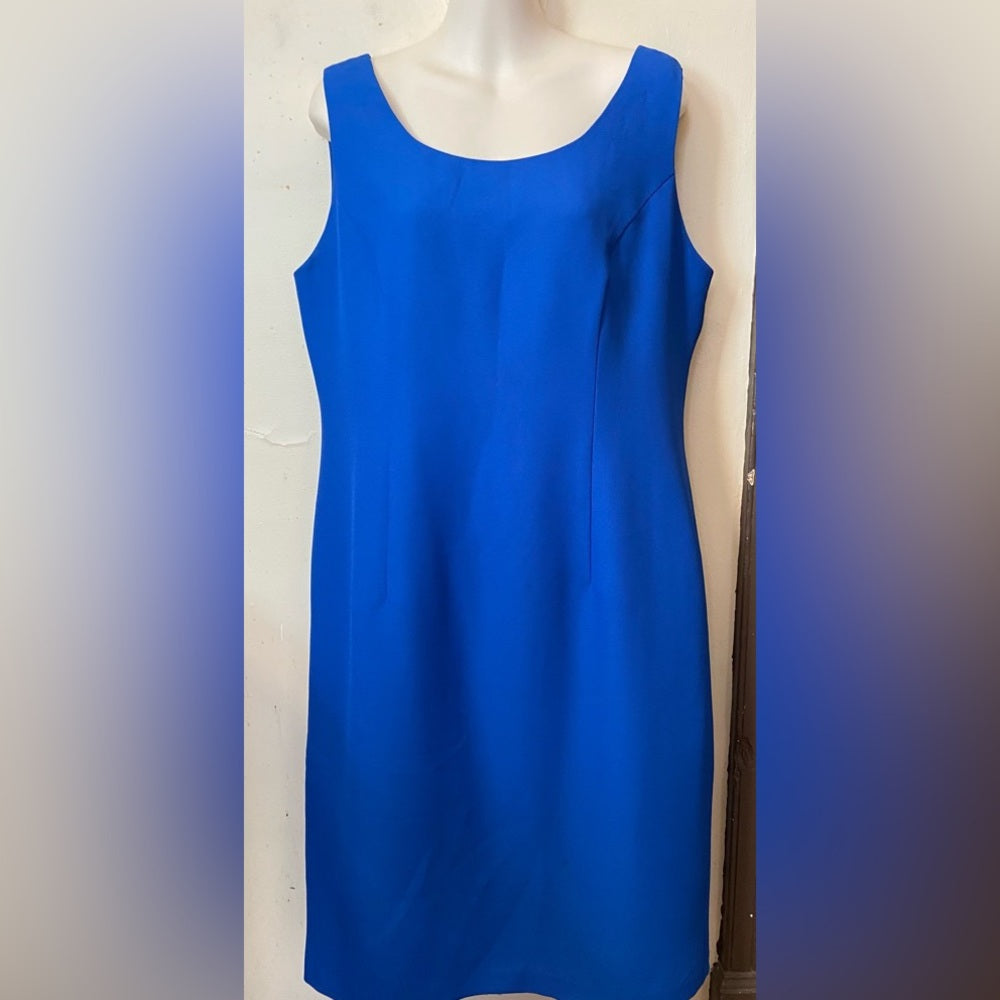 Beautiful, Jessica Howard Electric Blue Dress Suit Size 12