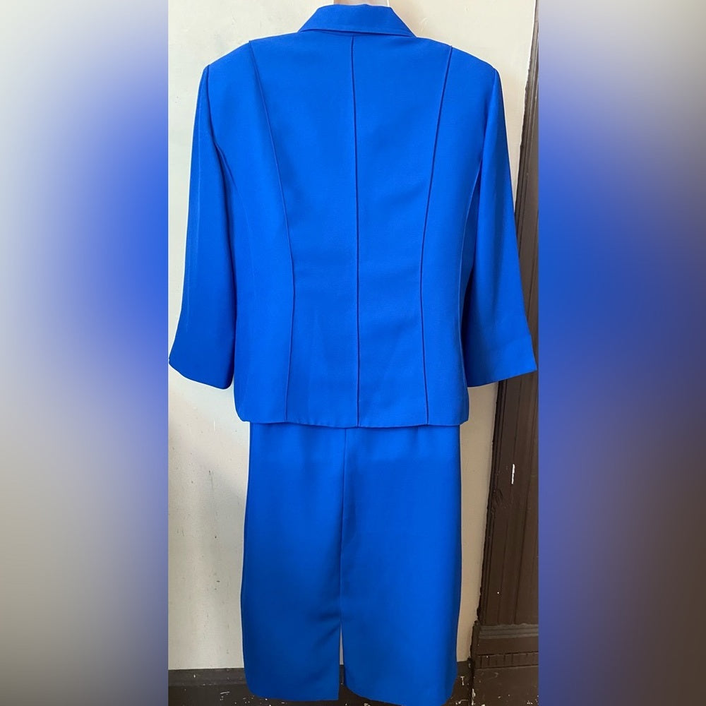 Beautiful, Jessica Howard Electric Blue Dress Suit Size 12