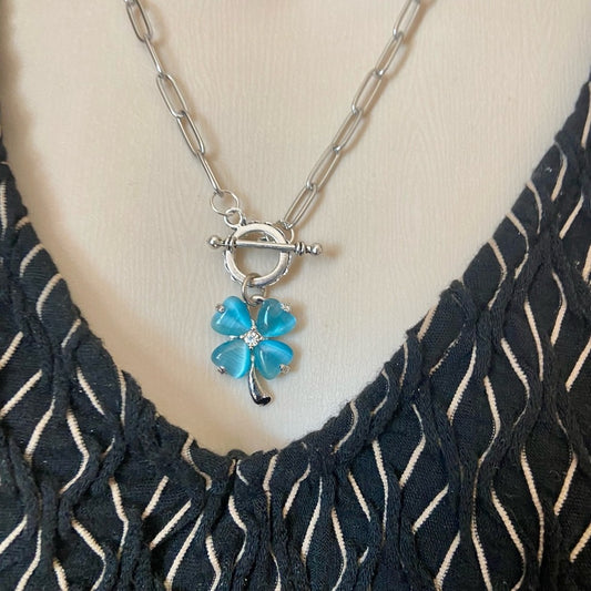 Vintage, Thermoset Teal Blue Floral Pendant Necklace