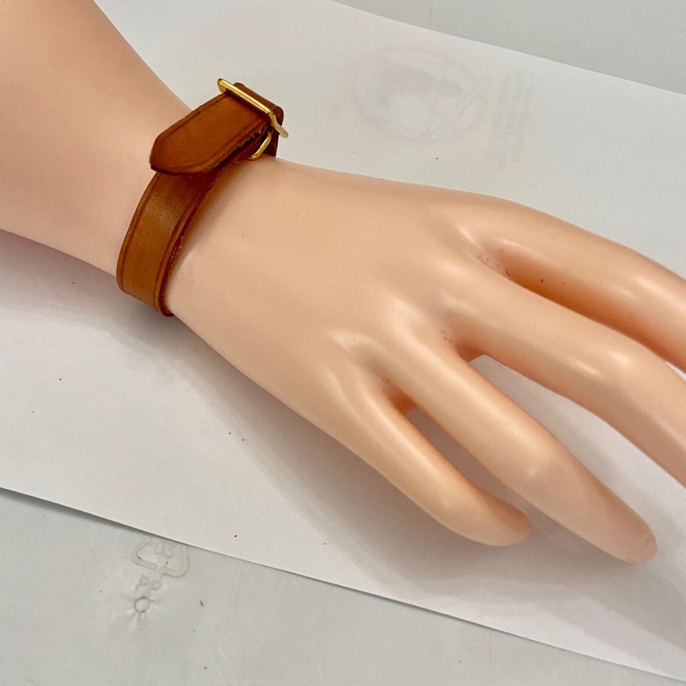 Authentic, Louis Vuitton Tan Leather Handbag or Luggage Name Tag Bracelet