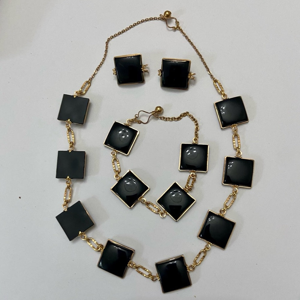 Vintage,  Gold and Black Thermoset Parure Set- Necklace, Bracelet and Earrings