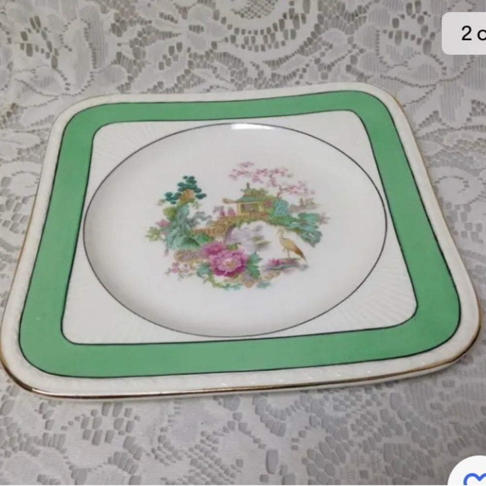 Vintage, Rare, Myott, England,Variant, GreenTrim Gaudy Blue Willow, 8in Plate