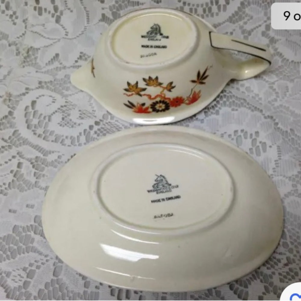 Vintage, Rare, Wedgwood, England,Variant,Gaudy Blue Willow 2pc Gravy-Sauce Boat