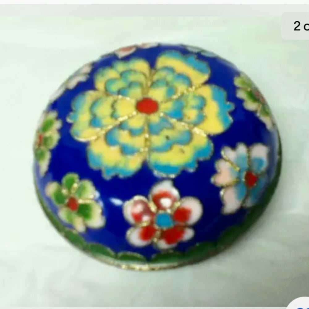 Vintage, Elegant, Cloissone Style Enamel Floral Round Trinket Box  2.5in x 1.5in
