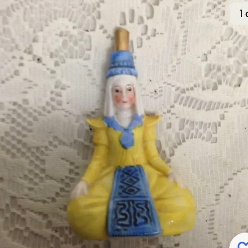 Vintage, Germany,  2pc Lady in Yellow Ceramic Snuff Bottle 3.5in H (sfta)  This