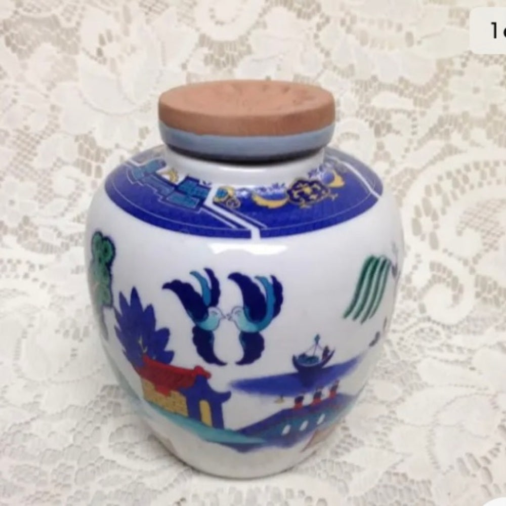 Vintage, Japan, Gaudy Blue Willow Tea Jar-Sugar Jar  5in H x 4in W