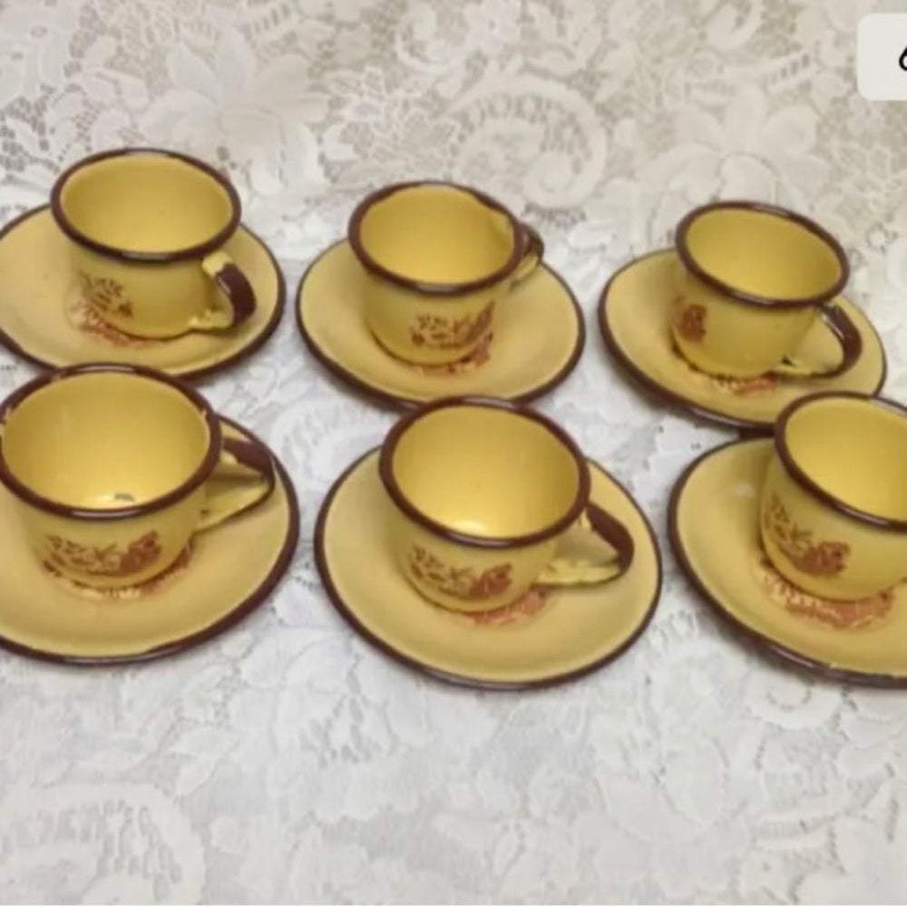 Vintage, Rare, Enamelware, 14pc Red-Blue Willow Coffee-Tea Set (2Z0521)  This is