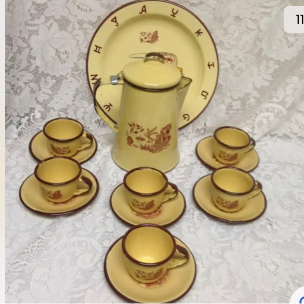 Vintage, Rare, Enamelware, 14pc Red-Blue Willow Coffee-Tea Set (2Z0521)  This is
