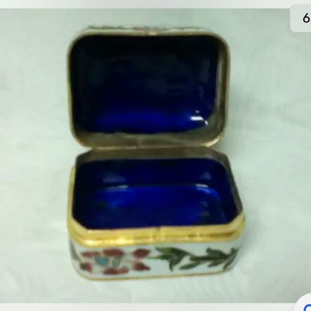 Vintage, Elegant, Cloissone Rectangular Hinged Trinket Box 2in x 1.5in x 1.5in