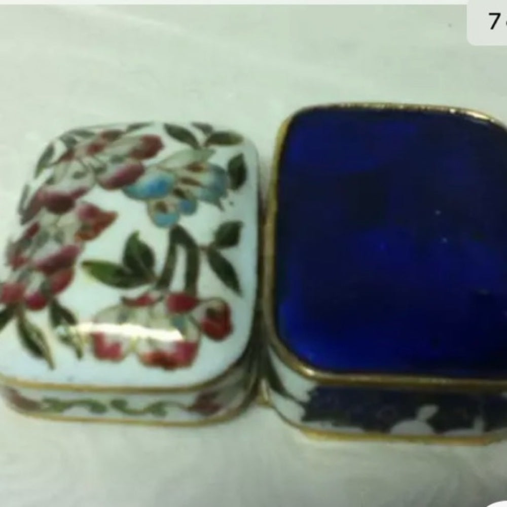 Vintage, Elegant, Cloissone Rectangular Hinged Trinket Box 2in x 1.5in x 1.5in