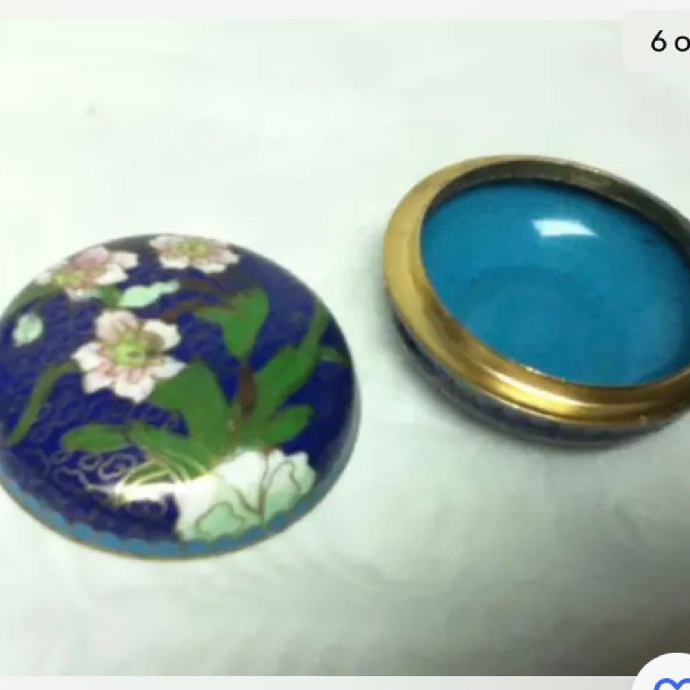 Vintage, Elegant, Cloissone Pink Carnation Round Trinket Box  2.5in x 1.5in