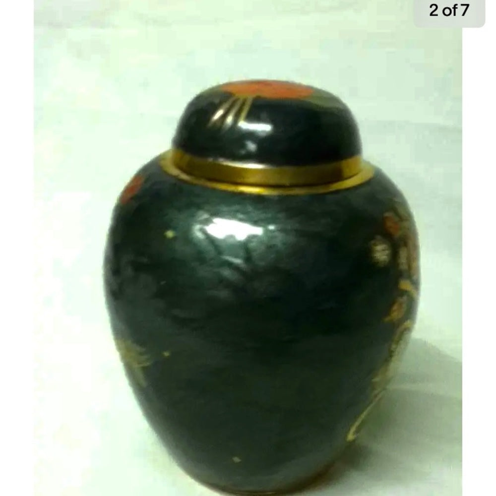 Vintage, Beautiful, 5.5in x 4.5in Red Floral Cloissone’  Ginger or Tea Jar