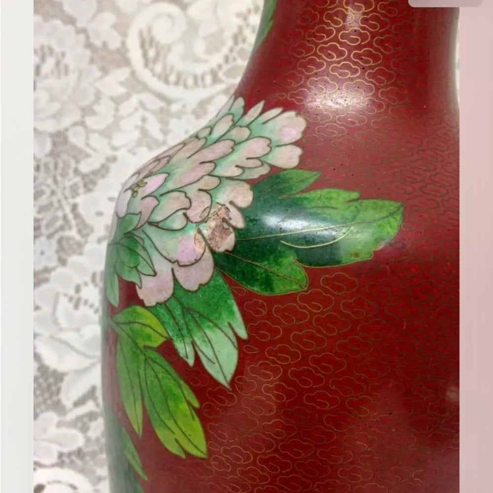 Vintage, Beautiful, Large 10.5in x 4.5in Red Floral Cloissone’  Vase
