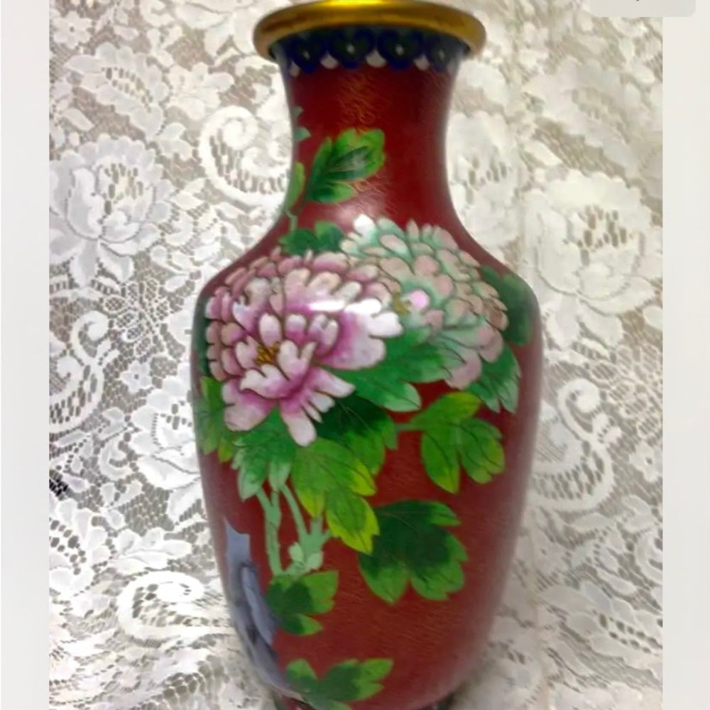 Vintage, Beautiful, Large 10.5in x 4.5in Red Floral Cloissone’  Vase