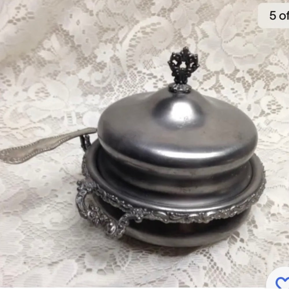 Antique, Colonial Silver Co., 4pc Quadruple Silver-plated Butter Bowl with Knif