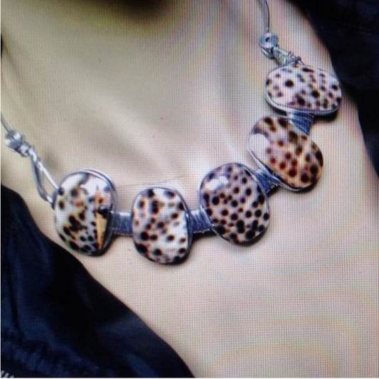 Beautiful, Chunky, Handcrafted, Wired Spotted Brown Shells 20in Necklace