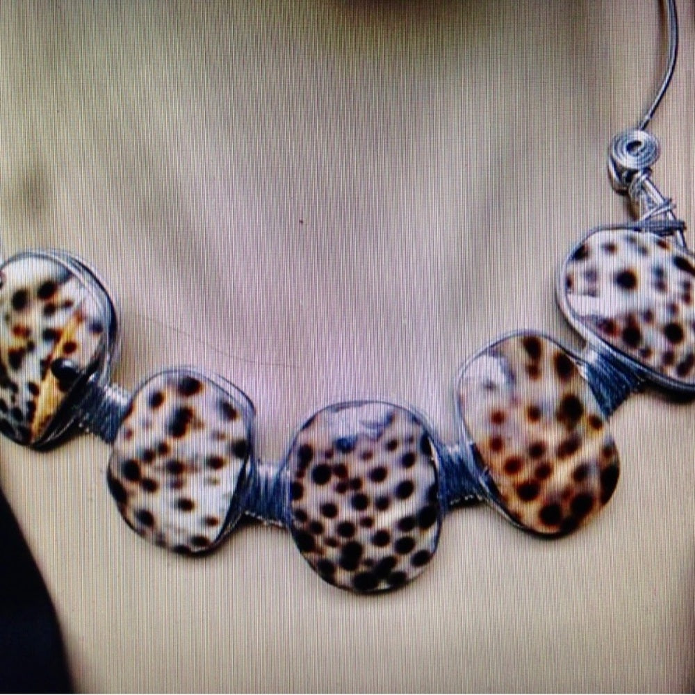 Beautiful, Chunky, Handcrafted, Wired Spotted Brown Shells 20in Necklace