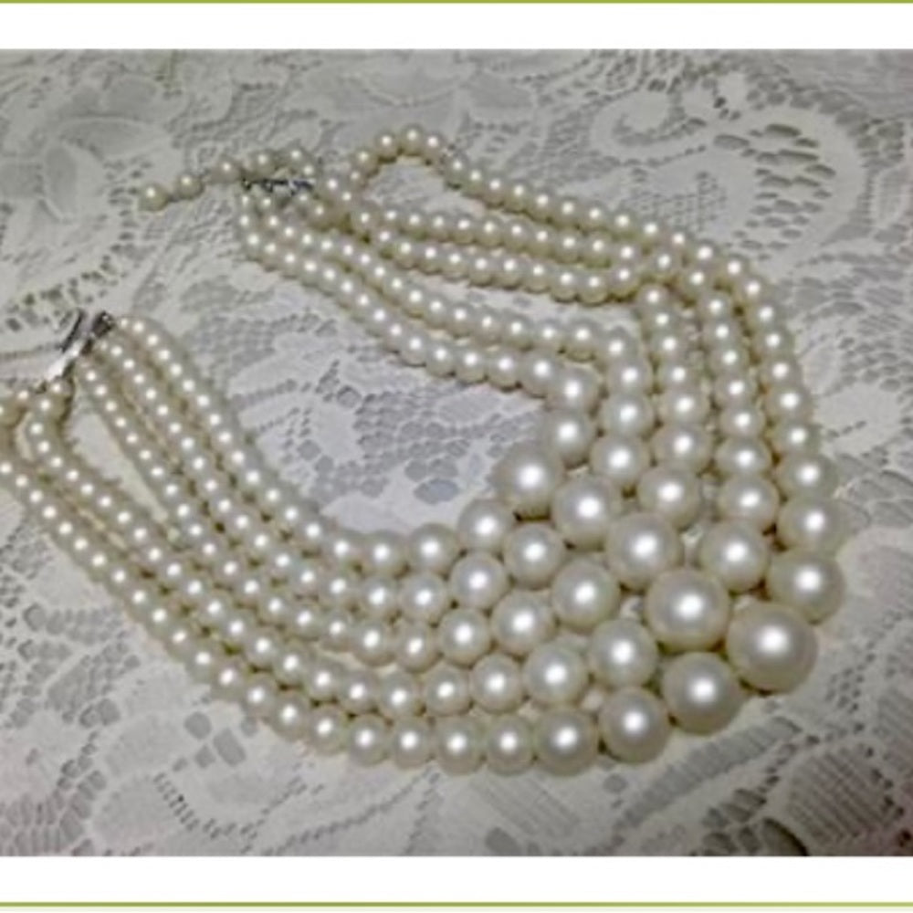Vintage, 5 Layers, Graduated Faux Pearls, 17in Choker- Necklace