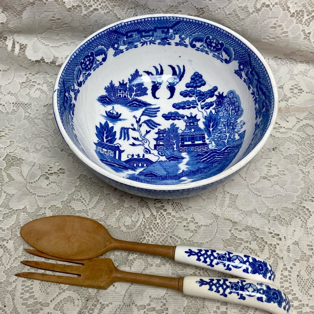 Vintage, 3pc Round Blue WillowSalad -Pasta Bowl w/ Spoon an Fork