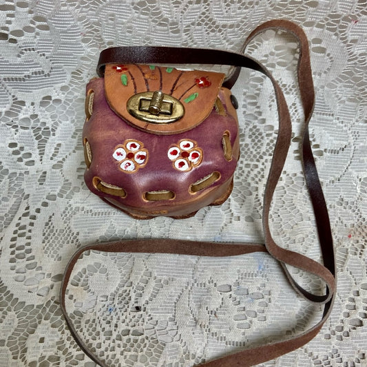 Vintage, Mexico Tooled Floral Child’s CB-Shoulder Bag