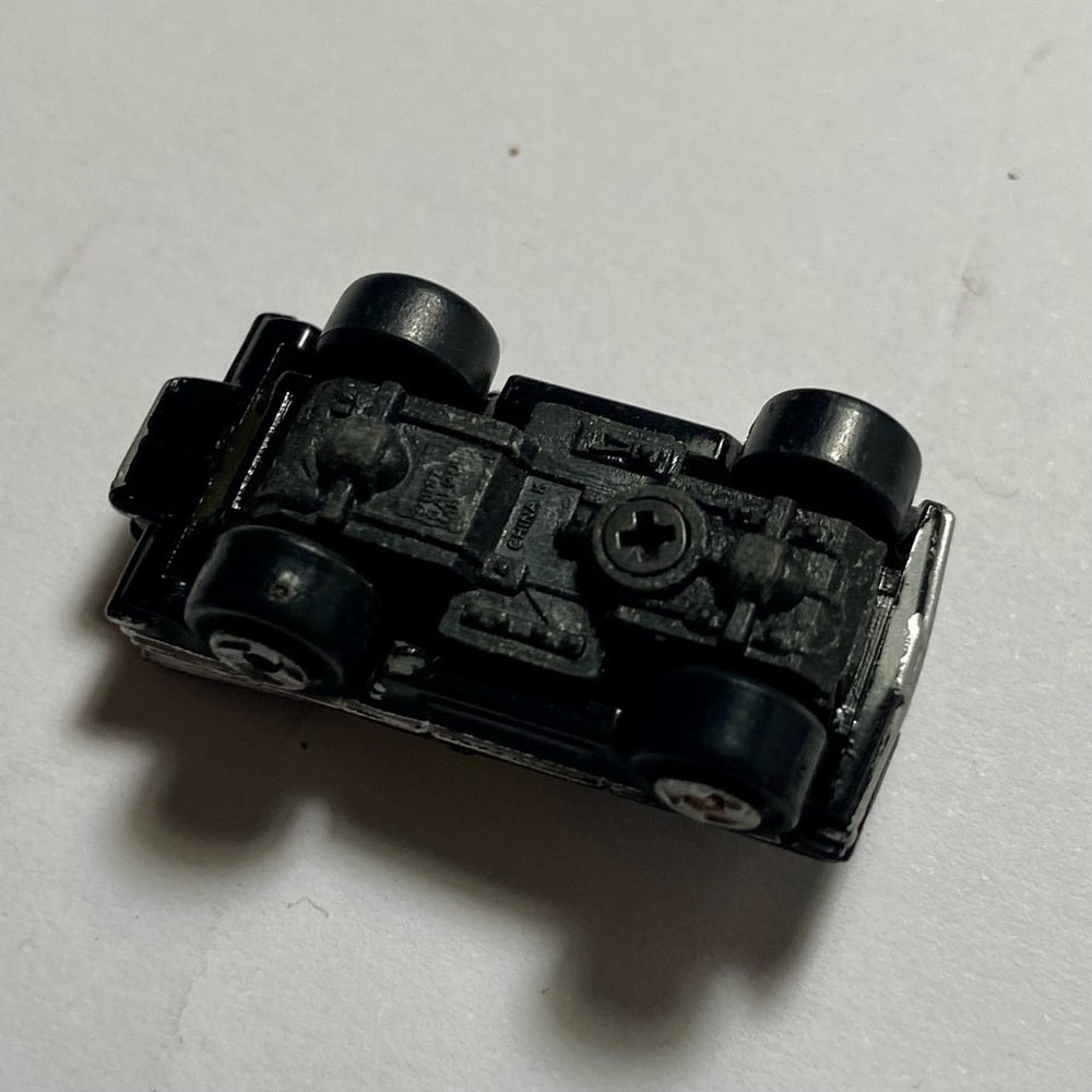 Vintage,  Lot of 5 Miniature 1.25-inch Cars (H)