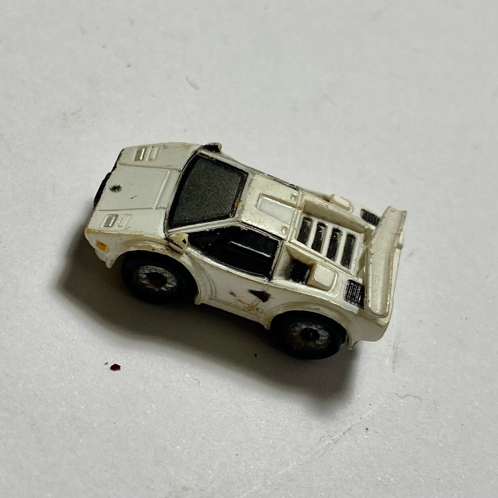Vintage,  Lot of 5 Miniature 1.25-inch Cars (H)