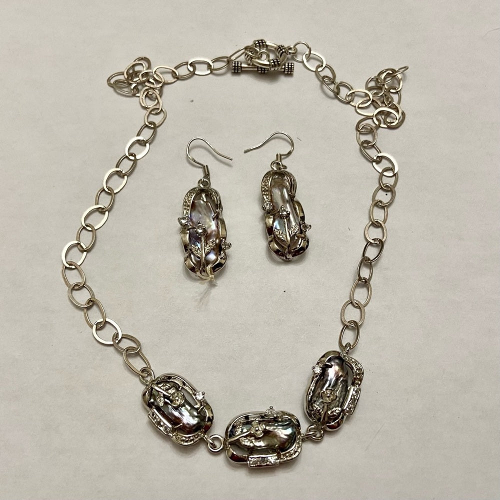 Vintage, 3 Encased Biwa Pearls 18in 925 Chain Necklace with Matching Earrings