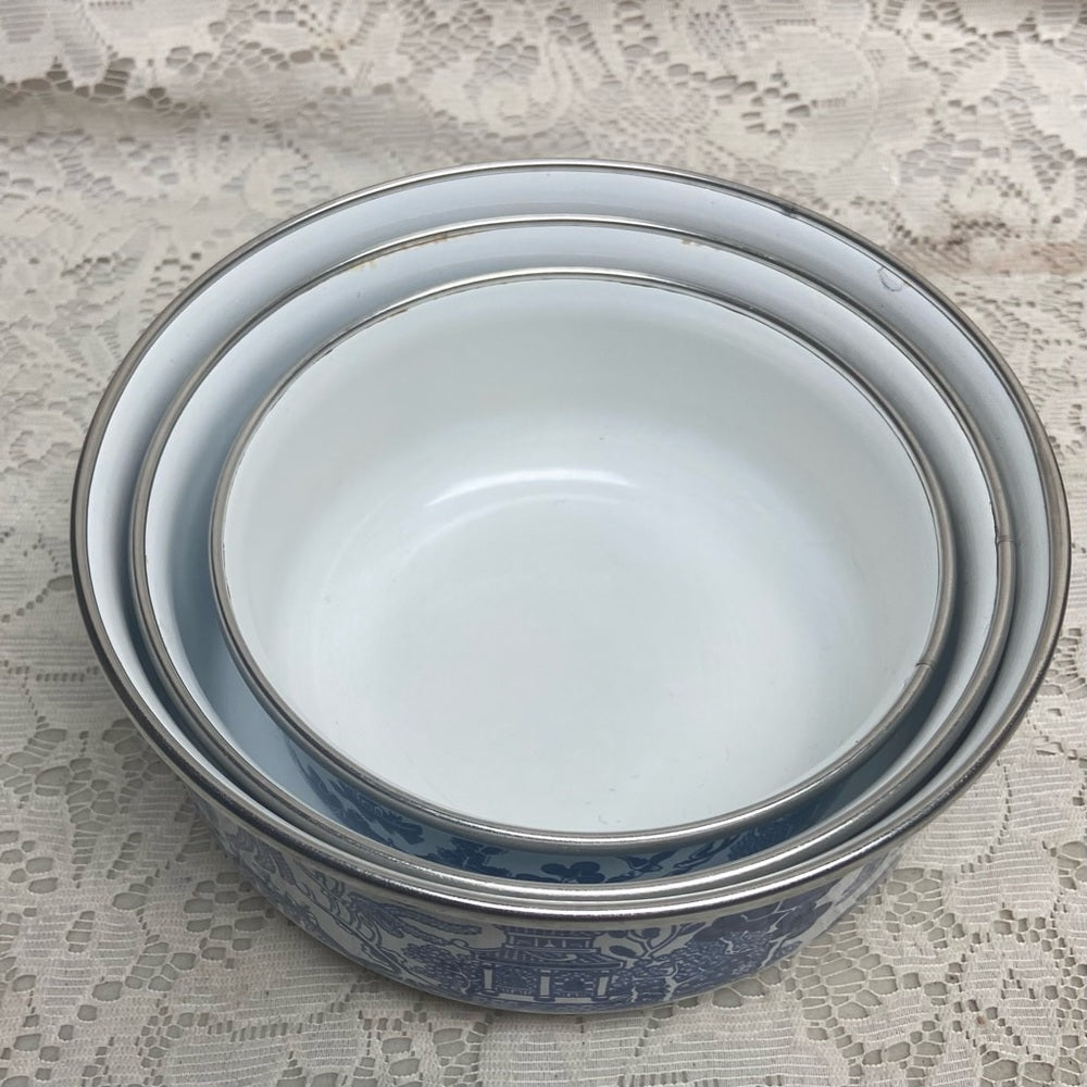 Vintage, Heritage Mint, 3pc Blue Willow Enamelware Mixing Bowls 7.5in, 7in n 6in